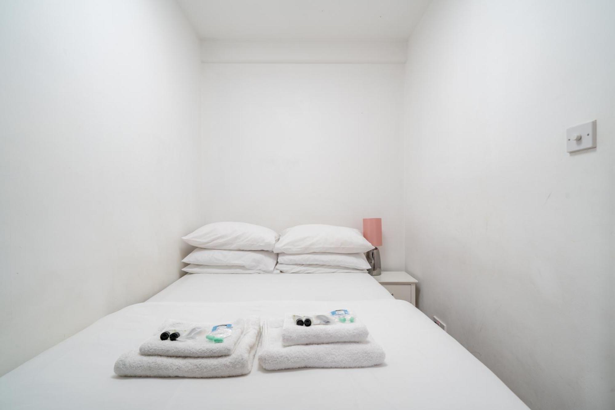 Carnaby & Oxford Street - Central Soho - One Bedroom - Double Bed & Sofabed London Exterior foto