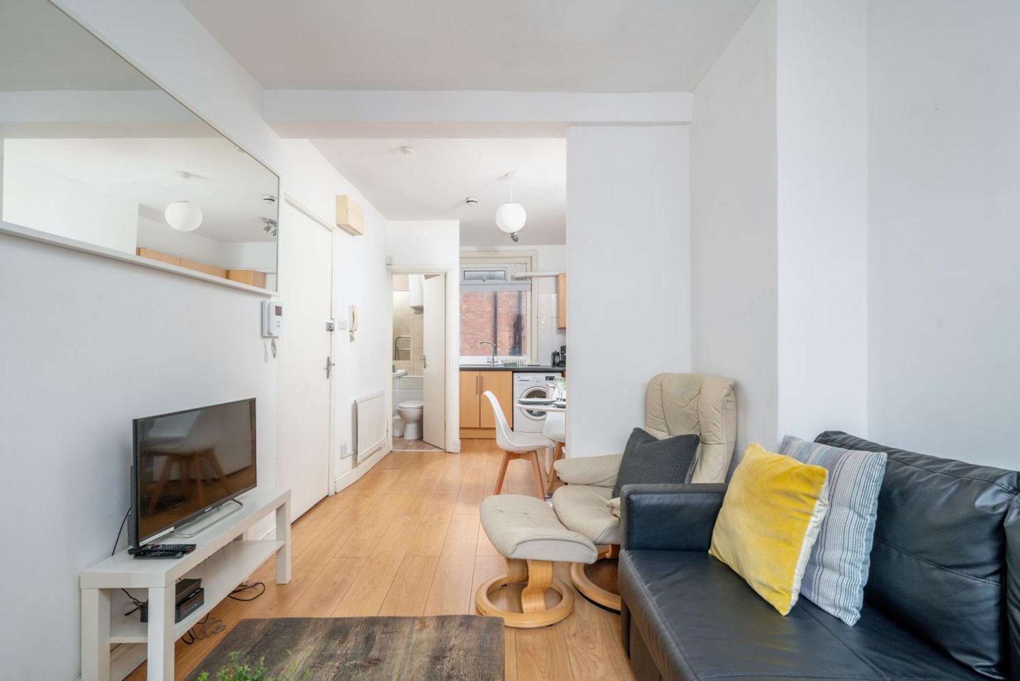 Carnaby & Oxford Street - Central Soho - One Bedroom - Double Bed & Sofabed London Exterior foto