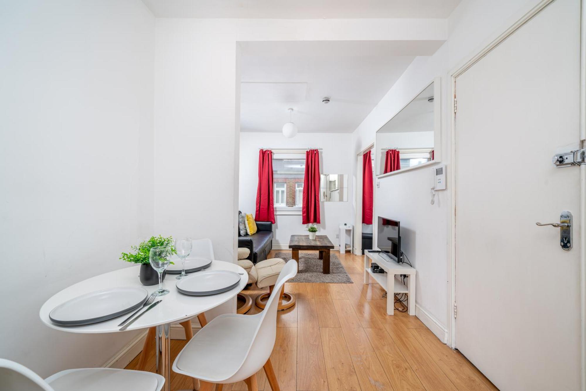 Carnaby & Oxford Street - Central Soho - One Bedroom - Double Bed & Sofabed London Exterior foto
